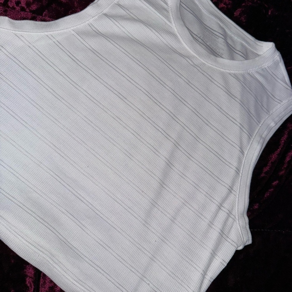 Champion White Ribbed Crop Tank - Picture 4 of 4